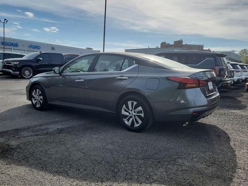 Gun Metallic 2025 Nissan Altima S FWD