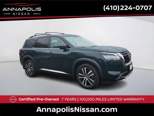 Obsidian Green Pearl/Super Black 2023 Nissan Pathfinder Platinum 4WD