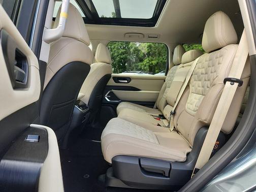Alpine Metallic 2026 Nissan Armada Platinum
