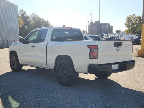 2024 Nissan Frontier S
