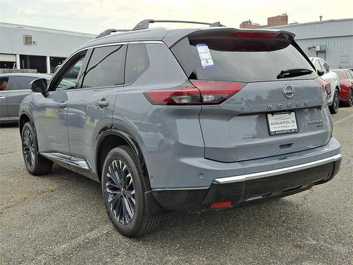 2025 Nissan Rogue Platinum