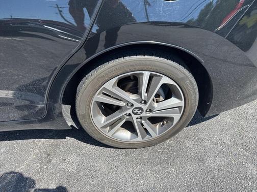 2018 Hyundai ELANTRA Limited