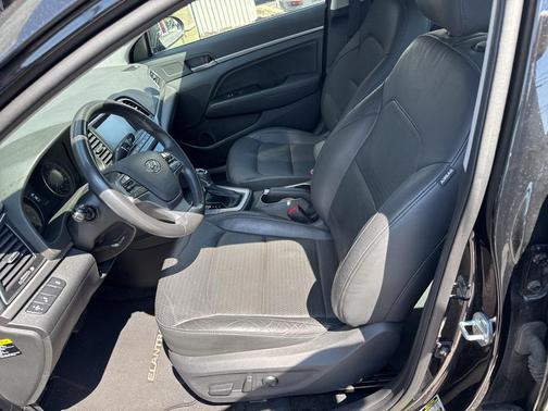 2018 Hyundai ELANTRA Limited
