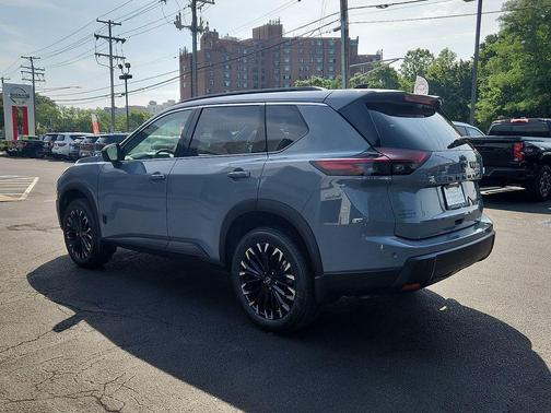 Boulder Gray Pearl 2026 Nissan Rogue Dark Armor