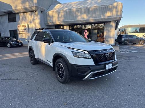 2025 Nissan Pathfinder Rock Creek 4WD