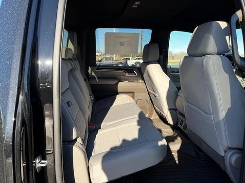 2025 GMC Sierra 2500 SLE