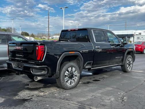 2025 GMC Sierra 2500 Denali