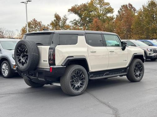 2026 GMC HUMMER EV SUV 2X
