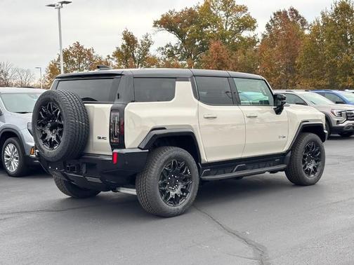 2026 GMC HUMMER EV SUV 2X