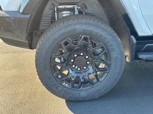 2026 GMC HUMMER EV SUV 2X