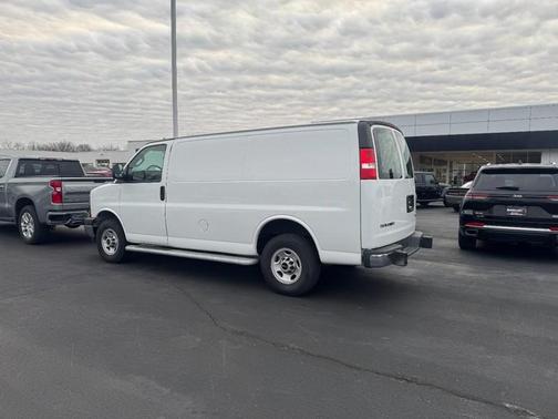 2024 GMC Savana 2500 Work Van