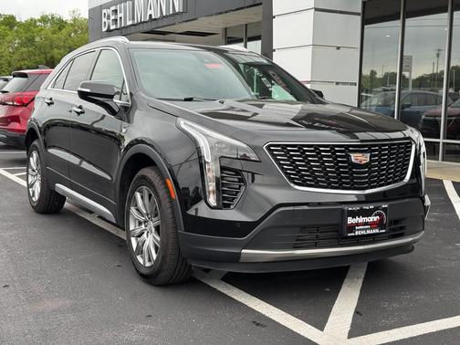Stellar Black Metallic 2023 Cadillac XT4 Premium Luxury