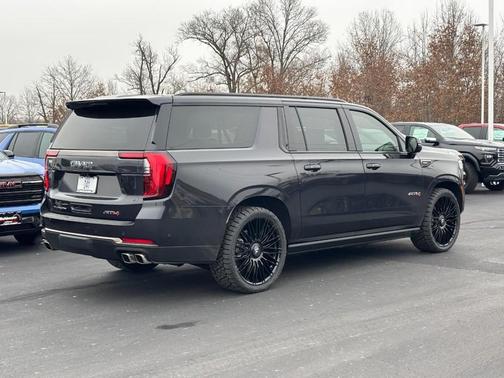 2026 GMC Yukon XL 4WD AT4 Ultimate