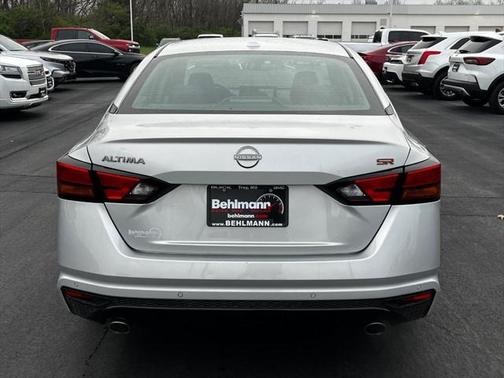 2024 Nissan Altima SR FWD