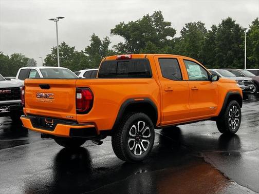 2025 GMC Canyon Base