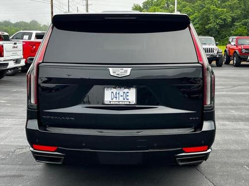 2021 Cadillac Escalade Sport
