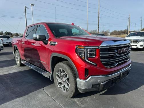 2025 GMC Sierra 1500 SLT