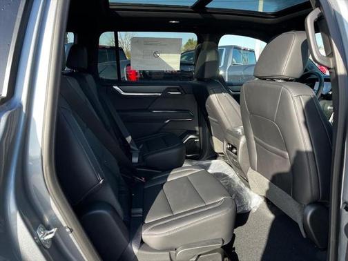 2025 GMC Acadia AWD Elevation