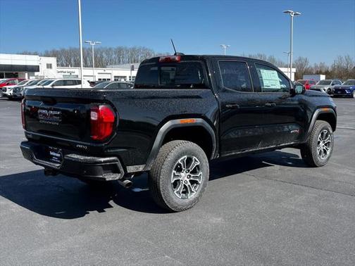 2025 GMC Canyon Base