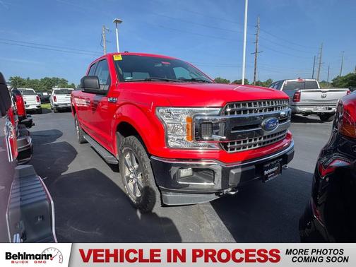 Ruby Red Metallic Tinted Clearcoat 2018 Ford F-150 XLT