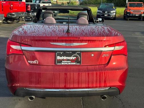2014 Chrysler 200 Touring