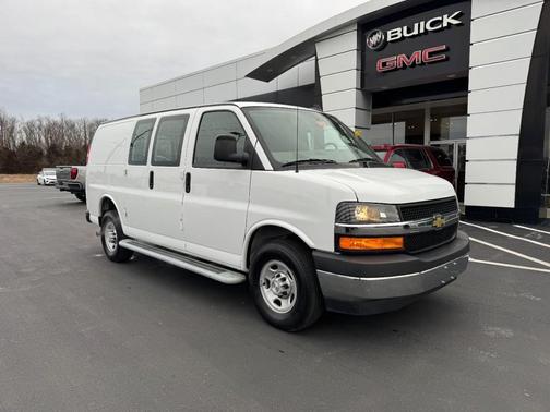2024 Chevrolet Express 2500 RWD 2500 Regular Wheelbase WT