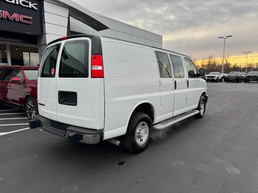 2024 Chevrolet Express 2500 RWD 2500 Regular Wheelbase WT