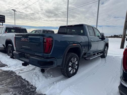 2025 GMC Sierra 2500 Denali