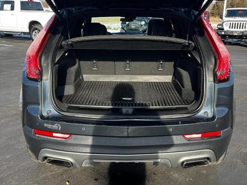 2021 Cadillac XT4 Premium Luxury
