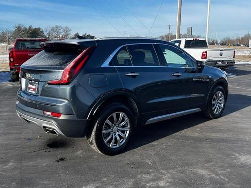 2021 Cadillac XT4 Premium Luxury