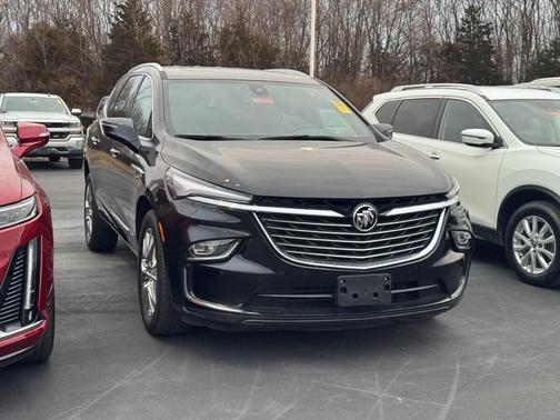 2023 Buick Enclave Essence AWD