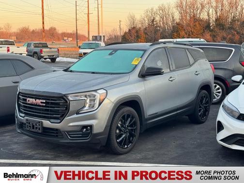 2023 GMC Terrain SLT