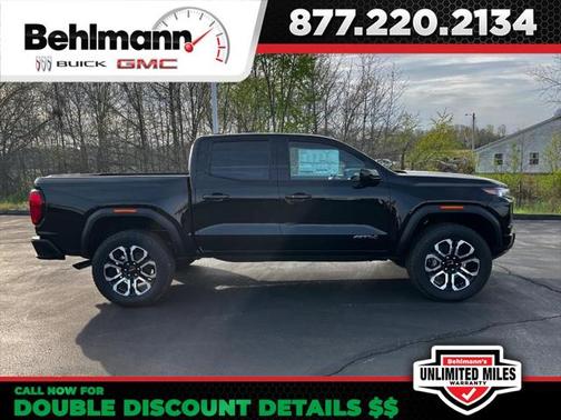2025 GMC Canyon Base