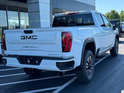 Glacier White Tricoat 2026 GMC Sierra 2500 Denali Ultimate