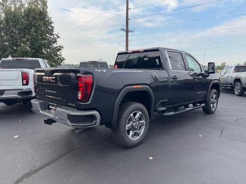 2026 GMC Sierra 2500 SLE