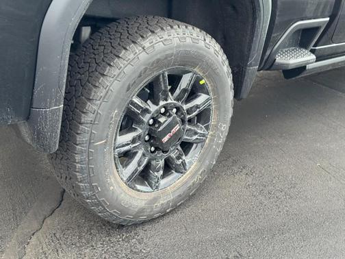 2026 GMC Sierra 3500 AT4