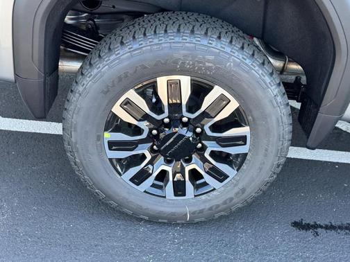 Sterling Metallic 2026 GMC Sierra 2500 Denali Ultimate