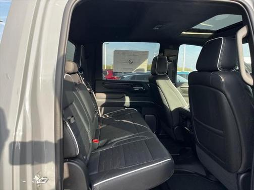2025 GMC Sierra 2500 AT4