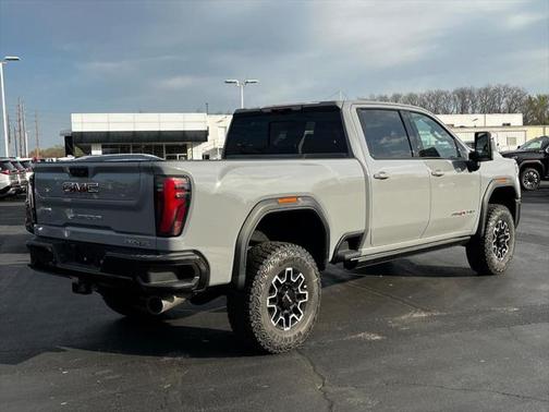 2025 GMC Sierra 2500 AT4