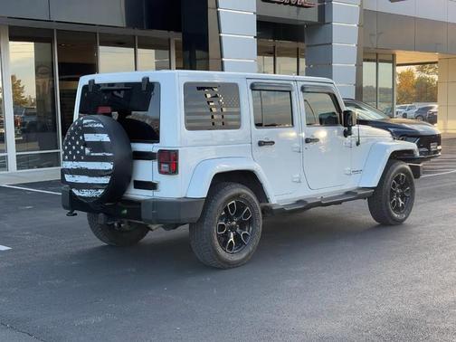 2017 Jeep Wrangler Unlimited Smoky Mountain 4x4