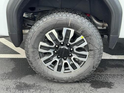 Summit White 2026 GMC Sierra 2500 Denali Ultimate