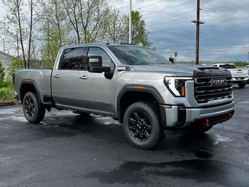 2025 GMC Sierra 2500 AT4