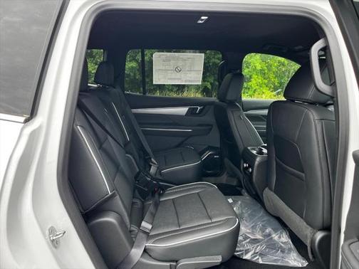 2025 Buick Enclave Preferred FWD