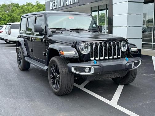 Black Clearcoat 2023 Jeep Wrangler 4xe Sahara