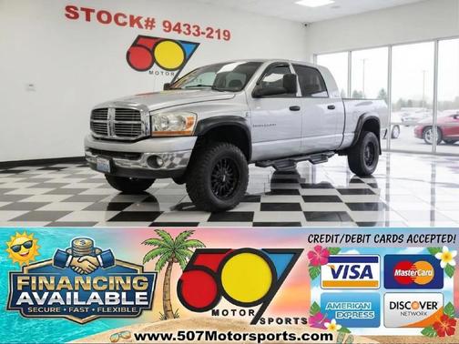 Bright Silver Metallic Clearcoat 2006 Dodge Ram 2500 SLT Mega Cab