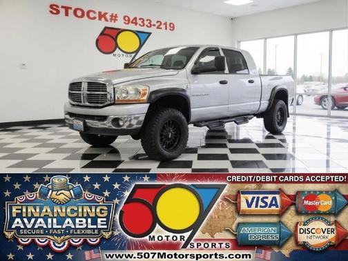Bright Silver Metallic Clearcoat 2006 Dodge Ram 2500 SLT Mega Cab