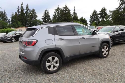 Billet Silver Metallic Clearcoat 2018 Jeep Compass Latitude