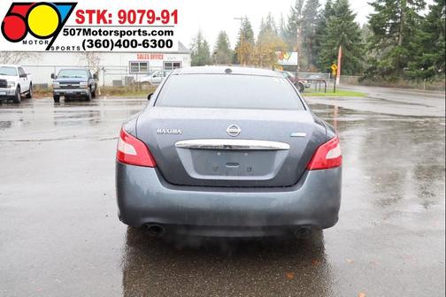 2010 Nissan Maxima SV