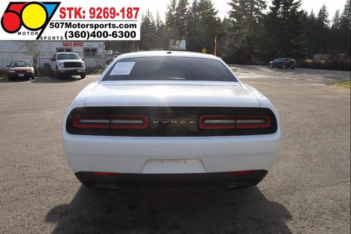 2016 Dodge Challenger SXT