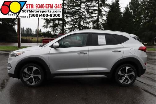 Molten Silver 2017 Hyundai TUCSON Sport